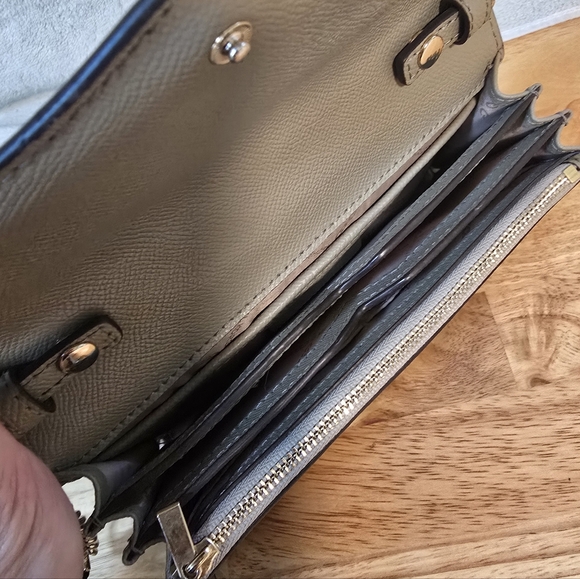 Michael Kors Grey Leather Envelope Flap Crossbody - Picture 4 of 7